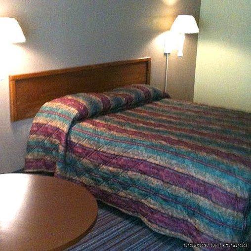 Relax Inn Огъста Стая снимка